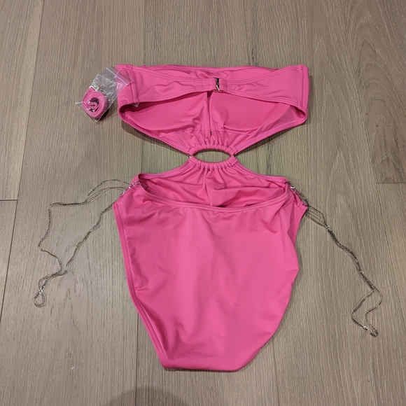 Pink Cutout One-Piece Swimsuit - Picture 5 of 10